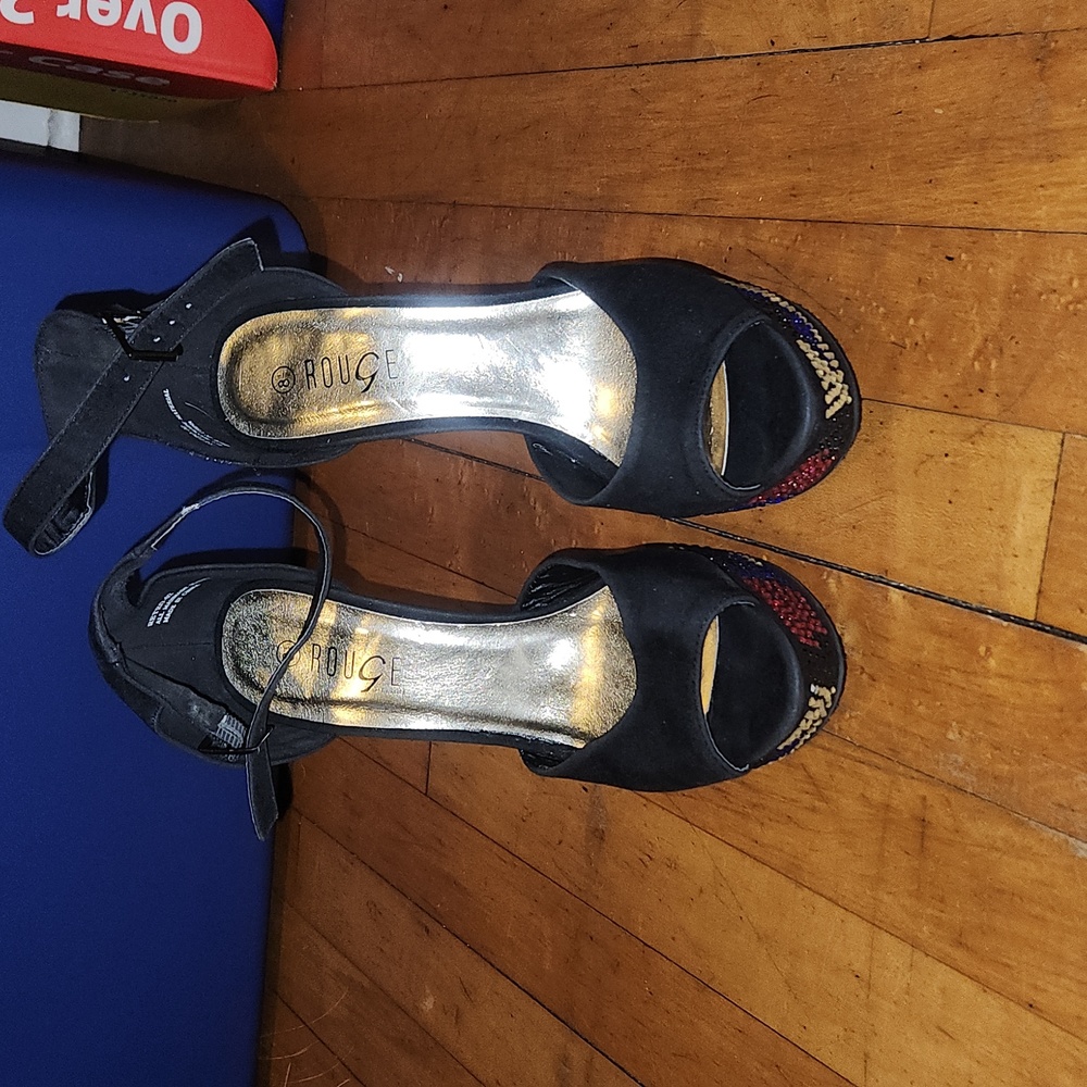 Heeless Shoes